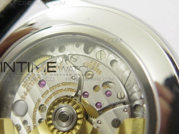 COMPLICATIONS SERIES Moonphase SS KMF White Dial on Black Leather Strap Cal.324 - Image 14