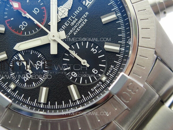 Avenger Chrono SS Red Second hand B50 Black Dial on SS Bracelet A7750 - Image 6