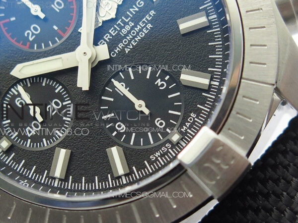 Avenger Chrono SS Red Second hand B50 Black Dial on Black Nylon Strap A7750 - Image 6