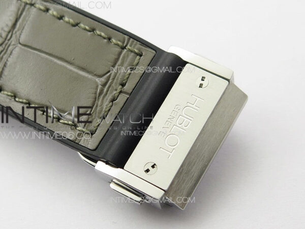 Classic Fusion 42mm SS Paved Diamonds Case And Bezel B50F Paved Diamonds Dial On Gray Gummy Strap A2892 - Image 11