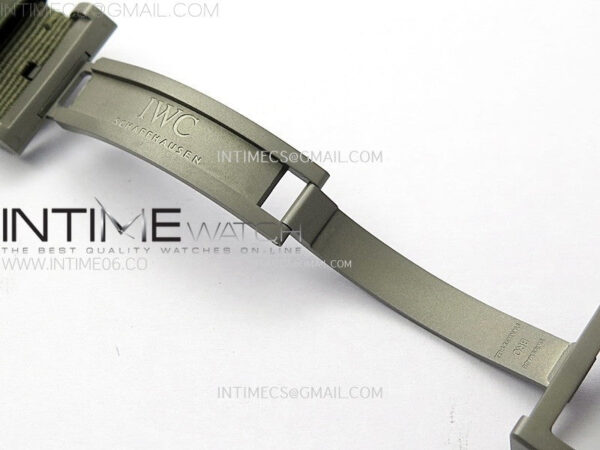 Big Pilot IW329801 Real Ceramic M+F 1:1 Best Edition Black Dial on Green Calfskin Strap SEIKO 8N-24 - Image 12