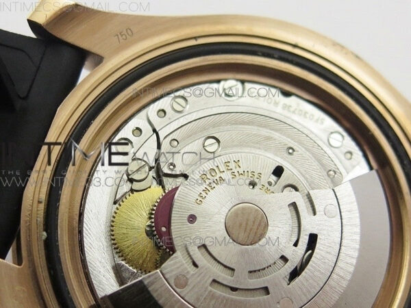 Yacht-Master 40 116695SATS GMF 1:1 Best Edition 904L Case on Black Rubber Strap - Image 18