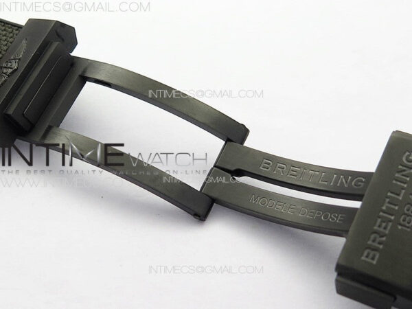 CHRONOMAT 44MM BLACKSTEEL V9F 1:1 SPECIAL EDITION BLACK DIAL ON BLACK RUBBER STRAP - Image 18