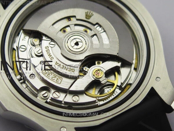 Yacht-Master 42mm 226659 Clean 1:1 Best Edition 3D Black Ceramic Bezel on Oysterflex Strap VR3235 - Image 35