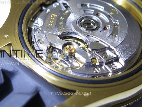 Yacht-Master 126658 YG VSF 1:1 Best Edition Black Ceramic Bezel on Oysterflex Strap VS3235 - Image 36