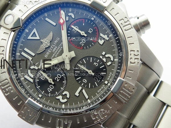 Avenger Chrono SS 369 Subdial B50 Gray Dial on SS Bracelet A7750 - Image 5