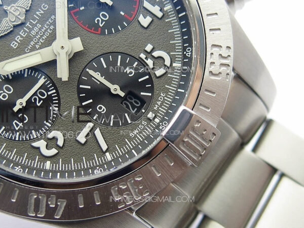 Avenger Chrono SS 369 Subdial B50 Gray Dial on SS Bracelet A7750 - Image 6