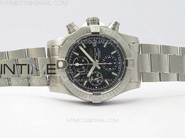 Avenger Chrono SS White Second hand B50 Black Dial on SS Bracelet A7750 - Image 3