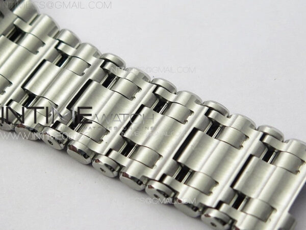 Chronomat B01 42mm SS TF 1:1 Best Edition Silver Dial Black Subdial on SS Bracelet A7750 - Image 14