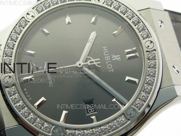 Classic Fusion 42mm SS Paved Diamonds Bezel B50F Gray Dial On Gray Gummy Strap A2892 - Image 4