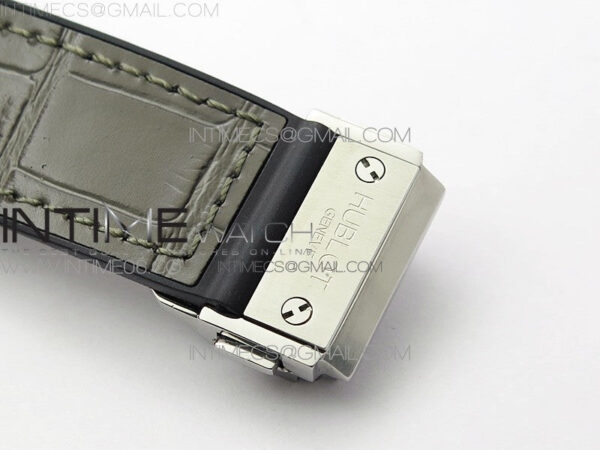 Classic Fusion 42mm SS Paved Diamonds Bezel B50F Gray Dial On Gray Gummy Strap A2892 - Image 12