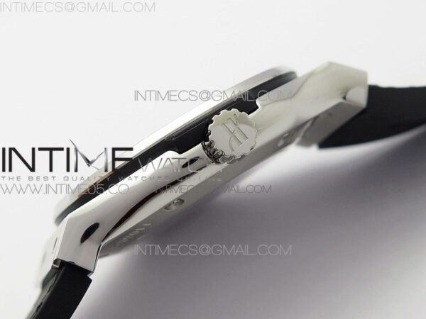 Classic Fusion 42mm SS WWF 1:1 Best Edition Black Dial On Black Gummy Strap Asian HB1112 - Image 8