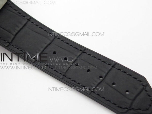 Classic Fusion 42mm SS WWF 1:1 Best Edition Black Dial On Black Gummy Strap Asian HB1112 - Image 15