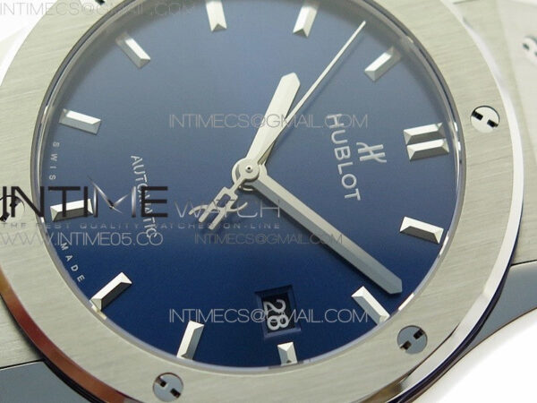 Classic Fusion 42mm SS WWF 1:1 Best Edition Blue Dial On Blue Gummy Strap Asian HB1112 - Image 4
