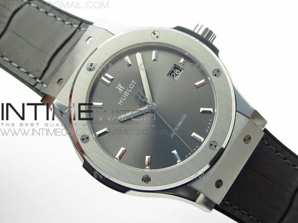 Classic Fusion 42mm SS WWF 1:1 Best Edition Gray Dial On Gray Gummy Strap Asian HB1112 - Image 2