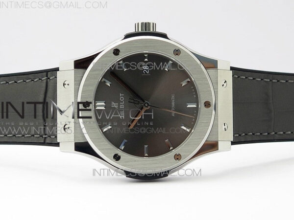 Classic Fusion 42mm SS WWF 1:1 Best Edition Gray Dial On Gray Gummy Strap Asian HB1112 - Image 3