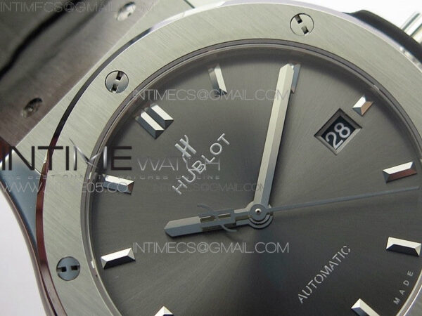 Classic Fusion 42mm SS WWF 1:1 Best Edition Gray Dial On Gray Gummy Strap Asian HB1112 - Image 7