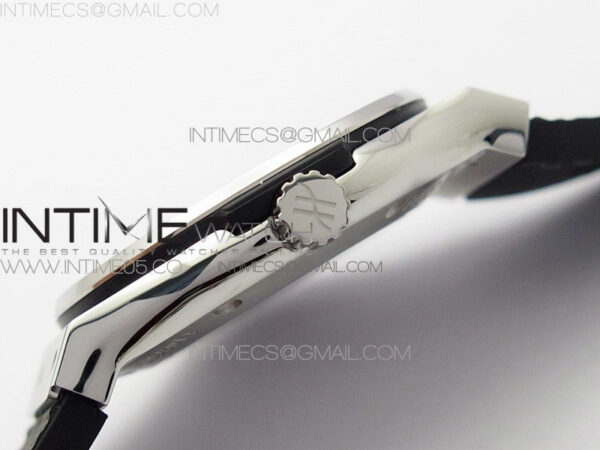 Classic Fusion 42mm SS WWF 1:1 Best Edition Gray Dial On Gray Gummy Strap Asian HB1112 - Image 8