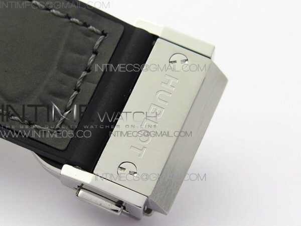 Classic Fusion 42mm SS WWF 1:1 Best Edition Gray Dial On Gray Gummy Strap Asian HB1112 - Image 12