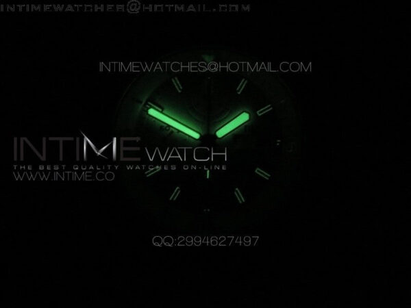 Aquatimer Costeau Diver Chrono SS White Dial on Black Rubber Strap A7750 - Image 2