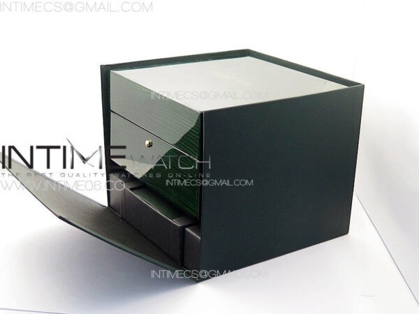 Audemars Piguet The Latest Version Box and Papers - Image 4