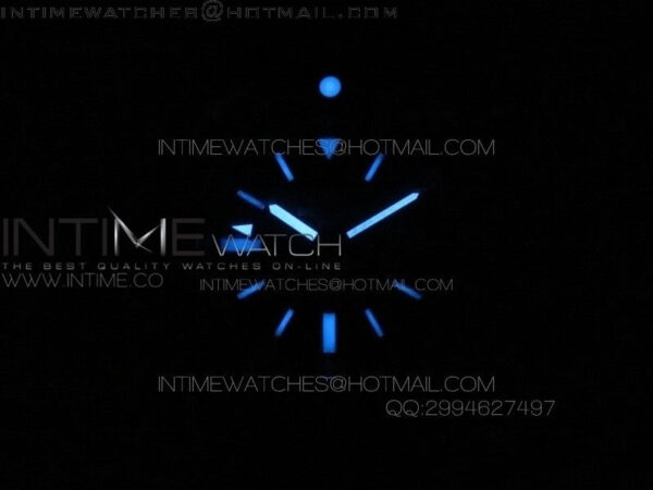 Avenger GMT SS Blue Sticks Marker Dial on Rubber strap A2836 - Image 2
