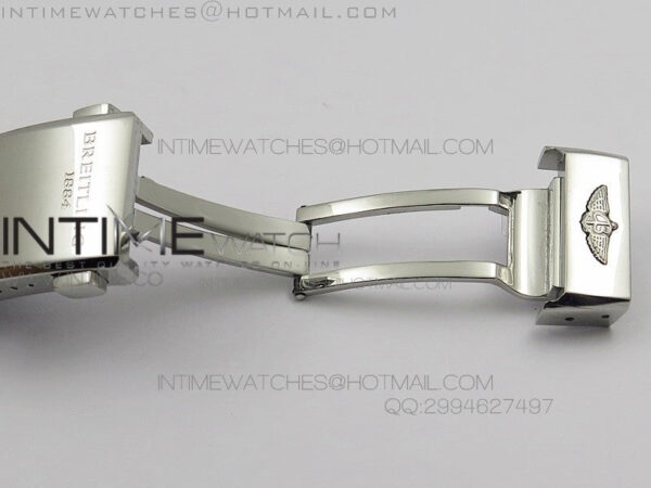 Avenger GMT SS Blue Sticks Marker Dial on Rubber strap A2836 - Image 10
