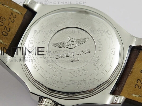 Avenger GMT SS Black Numeral Marker Dial on Leather strap A2836 - Image 12