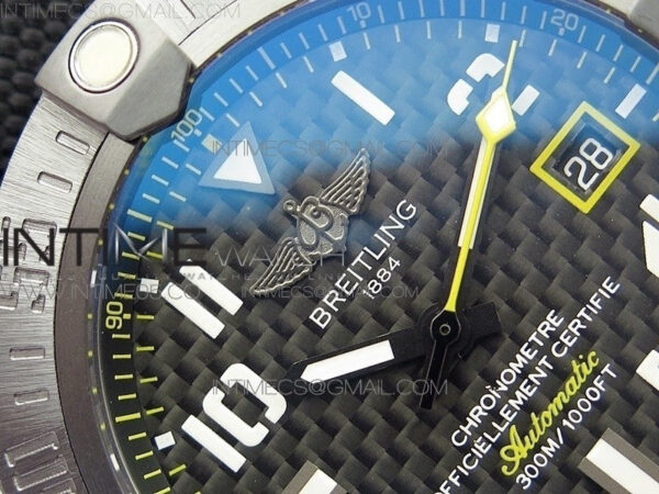 AVENGER Boutique Edition V17310 Ti DLC 1:1 Best Edition Black CF Dial on Nylon Strap A2824 - Image 7
