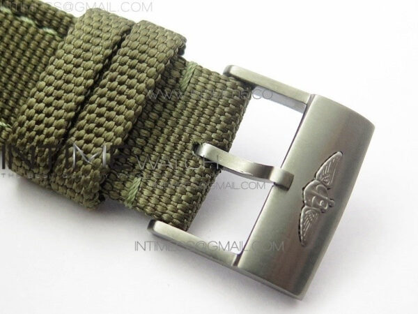 Avenger Bandit Titanium DLC B50 Best Edition Gray Carbon Dial on Green Nylon Strap A7750 - Image 12