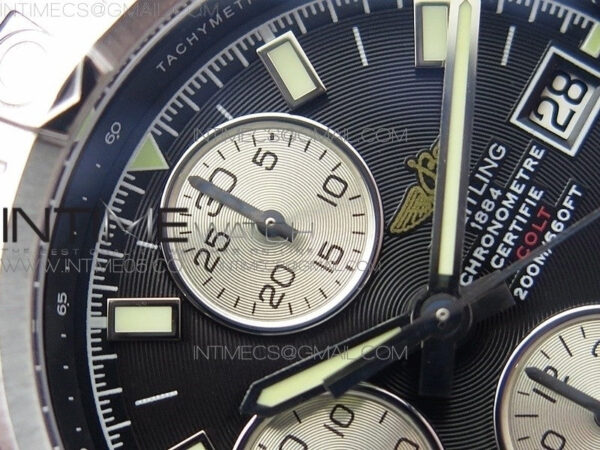 Avenger Chronograph 43mm SS B12F Best Edition Black Dial on SS Bracelet A7750 - Image 8