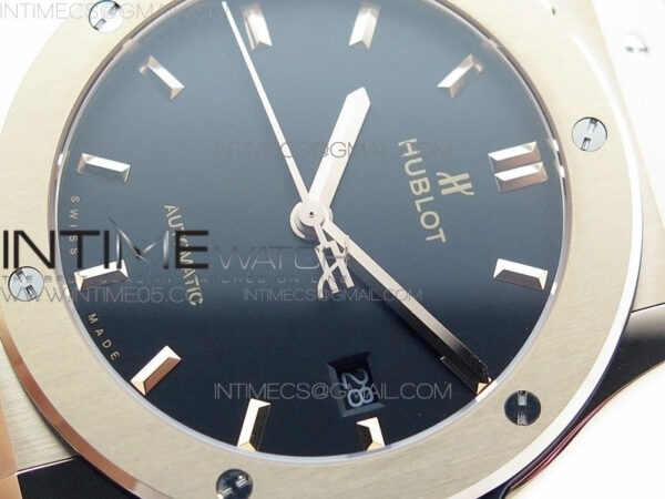 Classic Fusion 42mm RG B50F Black Dial On Black Gummy Strap A2892 - Image 4