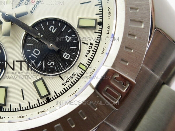 Avenger Chronograph 43mm SS B12F Best Edition White Dial on SS Bracelet A7750 - Image 6