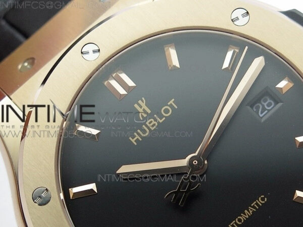 Classic Fusion 42mm RG B50F Black Dial On Black Gummy Strap A2892 - Image 7