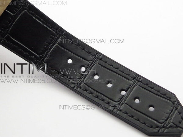 Classic Fusion 42mm RG B50F Black Dial On Black Gummy Strap A2892 - Image 15