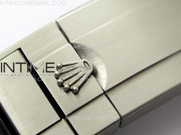 Yacht-Master 226627 Titanium EWF Best Edition Black Dial on Titanium Bracelet EW3235 - Image 26