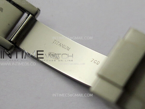 Yacht-Master 226627 Titanium EWF Best Edition Black Dial on Titanium Bracelet EW3235 - Image 29