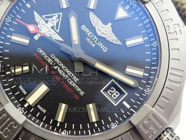 AVENGER V17310 Ti DLC 1:1 Best Edition Black Dial Pathfinders First In on Nylon Strap A2824 - Image 4