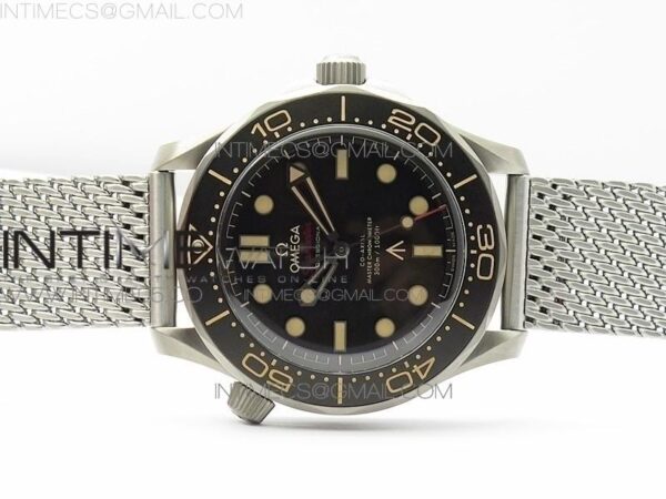 SEAMSTER 300 "NO TIME TO DIE" TITANIUM V2 LIMITED EDITION - Image 3