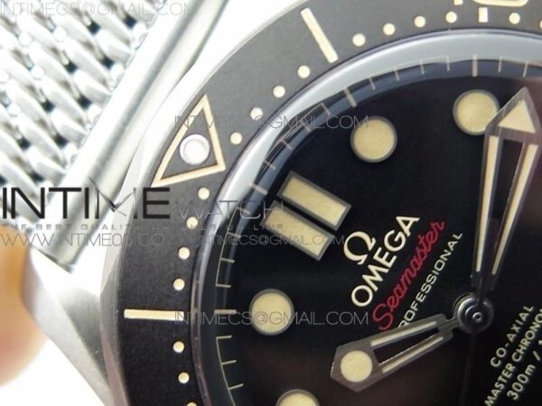SEAMSTER 300 "NO TIME TO DIE" TITANIUM V2 LIMITED EDITION - Image 9
