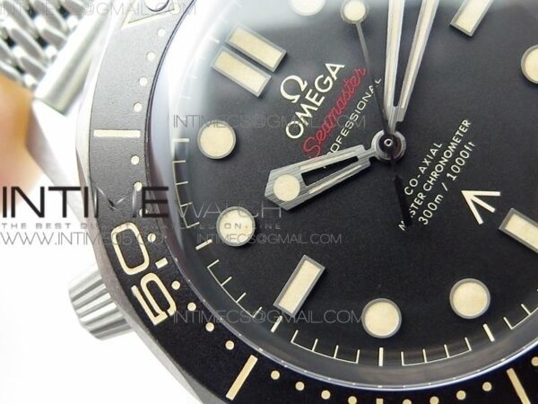 SEAMSTER 300 "NO TIME TO DIE" TITANIUM V2 LIMITED EDITION - Image 11