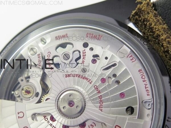 SPEEDMASTER "DARK SIDE OF THE MOON" - Image 15