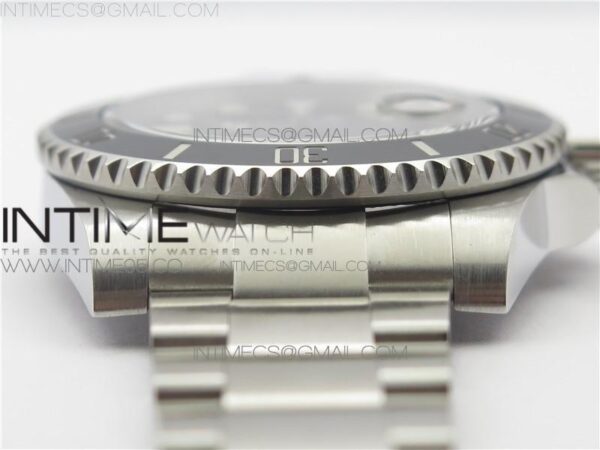 SUBMARINER 116610 LN BLACK CERAMIC ZZF - Image 13