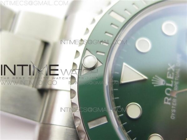 SUBMARINER 116610 LV GREEN CERAMIC ZZF - Image 6