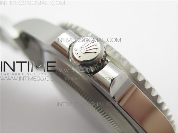 SUBMARINER 116610 LV GREEN CERAMIC ZZF - Image 12