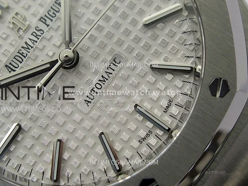 Royal Oak 37mm 15450 SS IPF 1:1 Best Edition Silver Dial on SS Bracelet SA3120 Super Clone