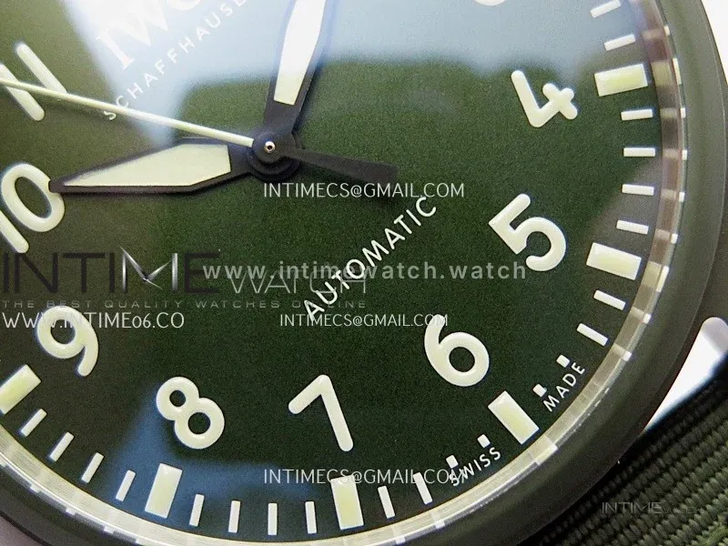 Big Pilot’s Watch 43 IW329802 Top Gun Edition Woodland on Camo Strap