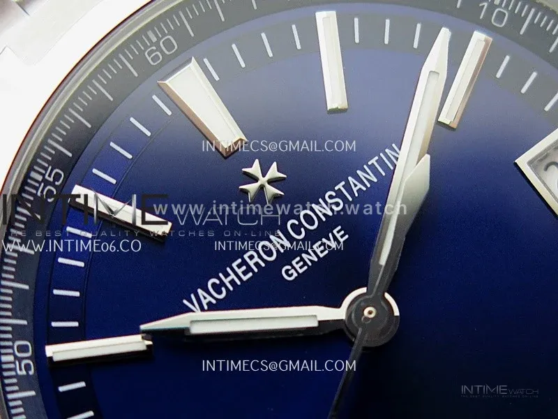 Overseas Blue Dial Ref: 4500V/110A-B128