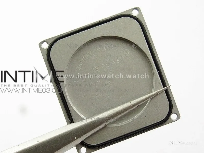 Tank Solo Ladies 25mm SS Diamond Bezel K11F 1:1 Best Edition White Dial on SS Bracelet Ronda Quartz