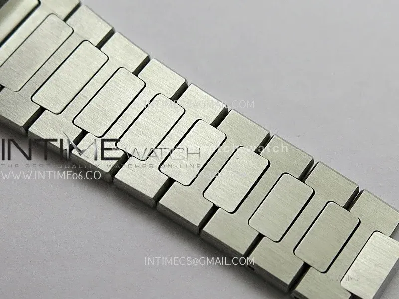 Nautilus 7118 Ladies SS DDF 1:1 Best Edition Silver Dial On SS Bracelet Super Clone DD324